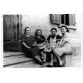 Casermette di Borgo San Paolo, Torino, 23 luglio 1949, gruppo di donne istriane